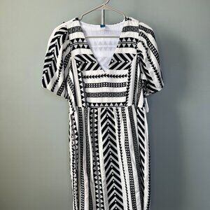 NEW Old Navy Jacquard Mini Swing Dress Black & White Print Pattern Size Small